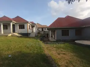 3bdrm House in Mbezi Makabe, Kinondoni for sale