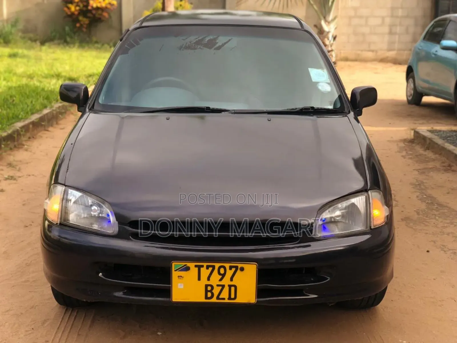 Toyota Starlet 2000 Black