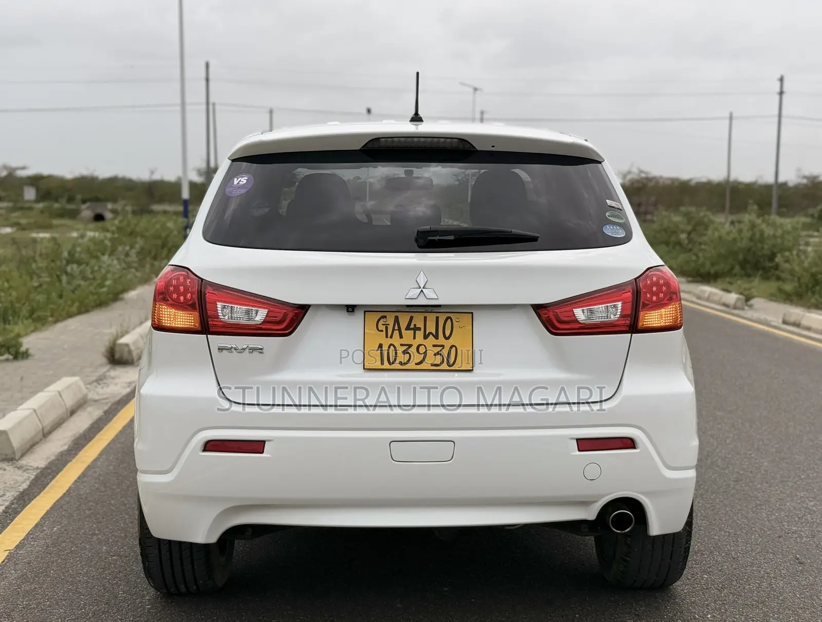 Mitsubishi RVR 2.0 2012 White