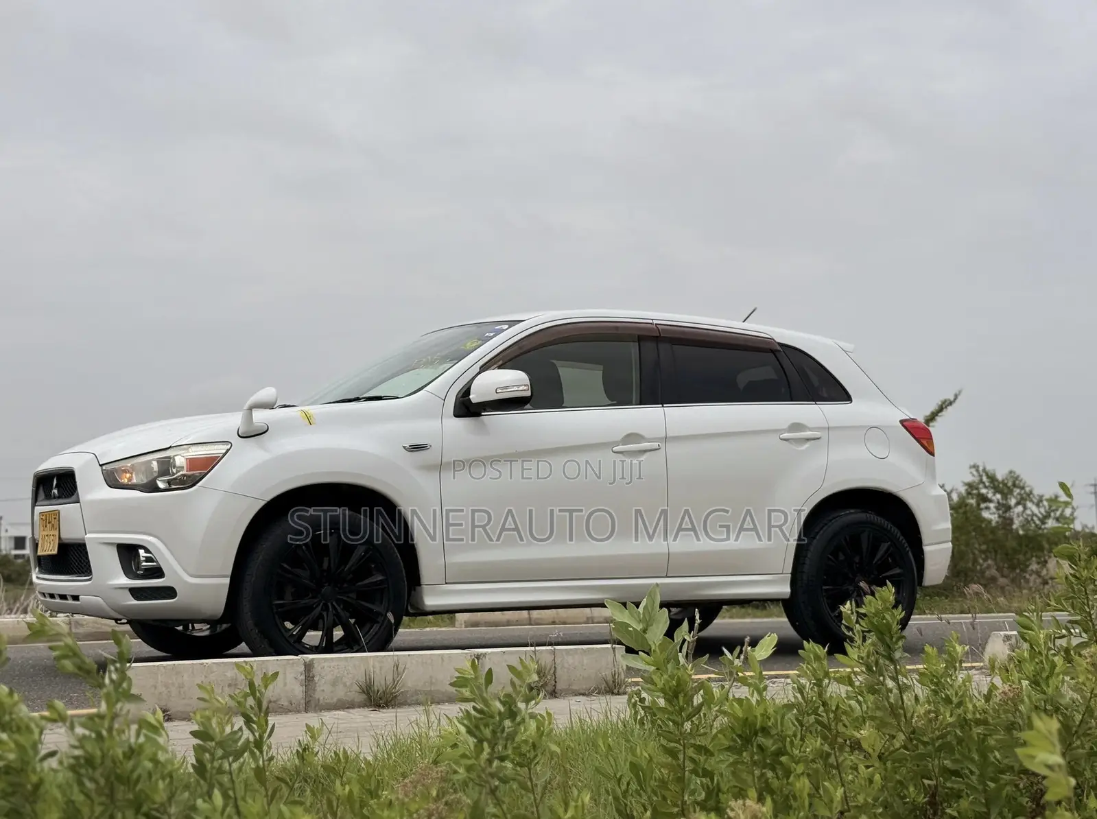 Mitsubishi RVR 2.0 2012 White