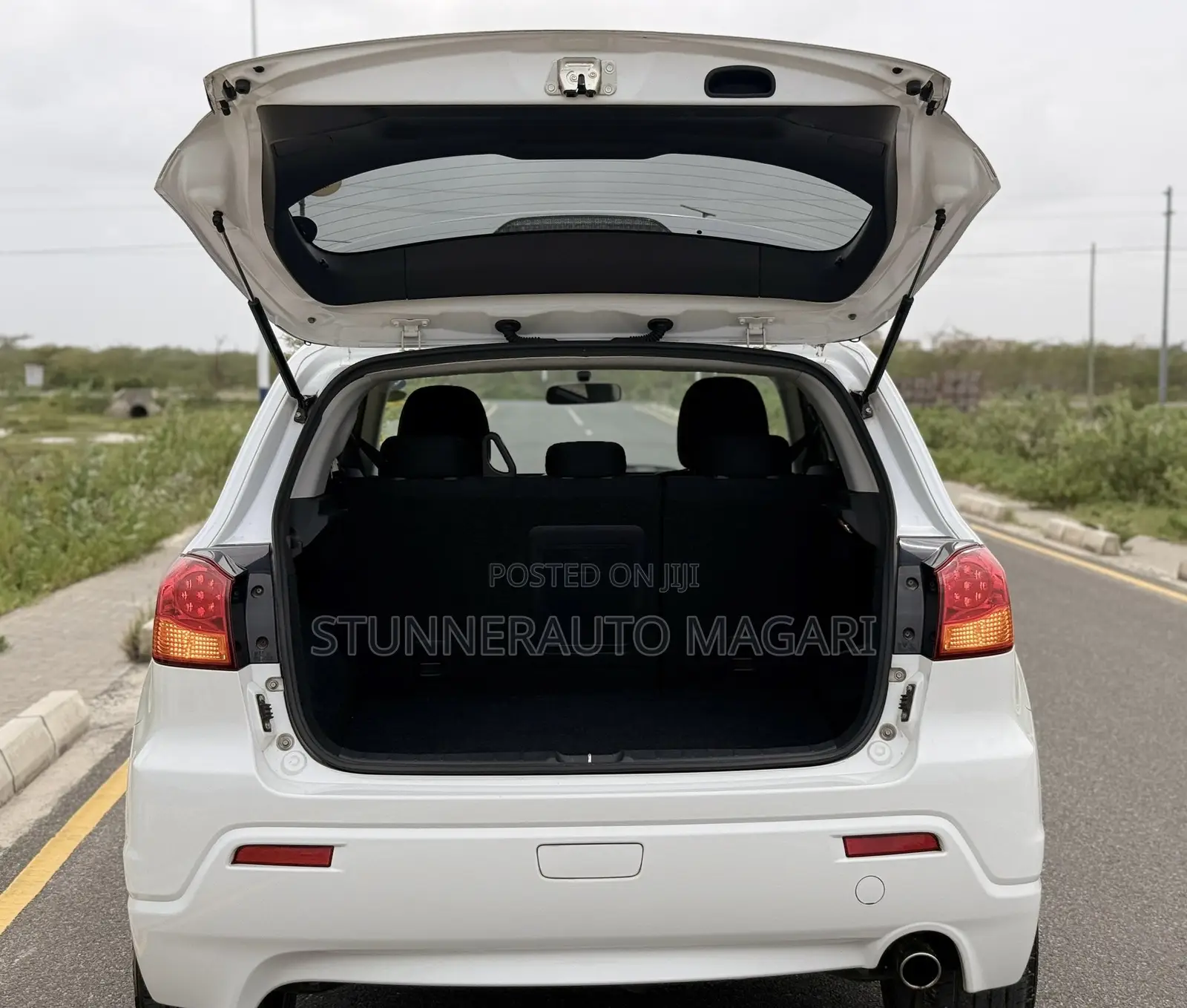 Mitsubishi RVR 2.0 2012 White