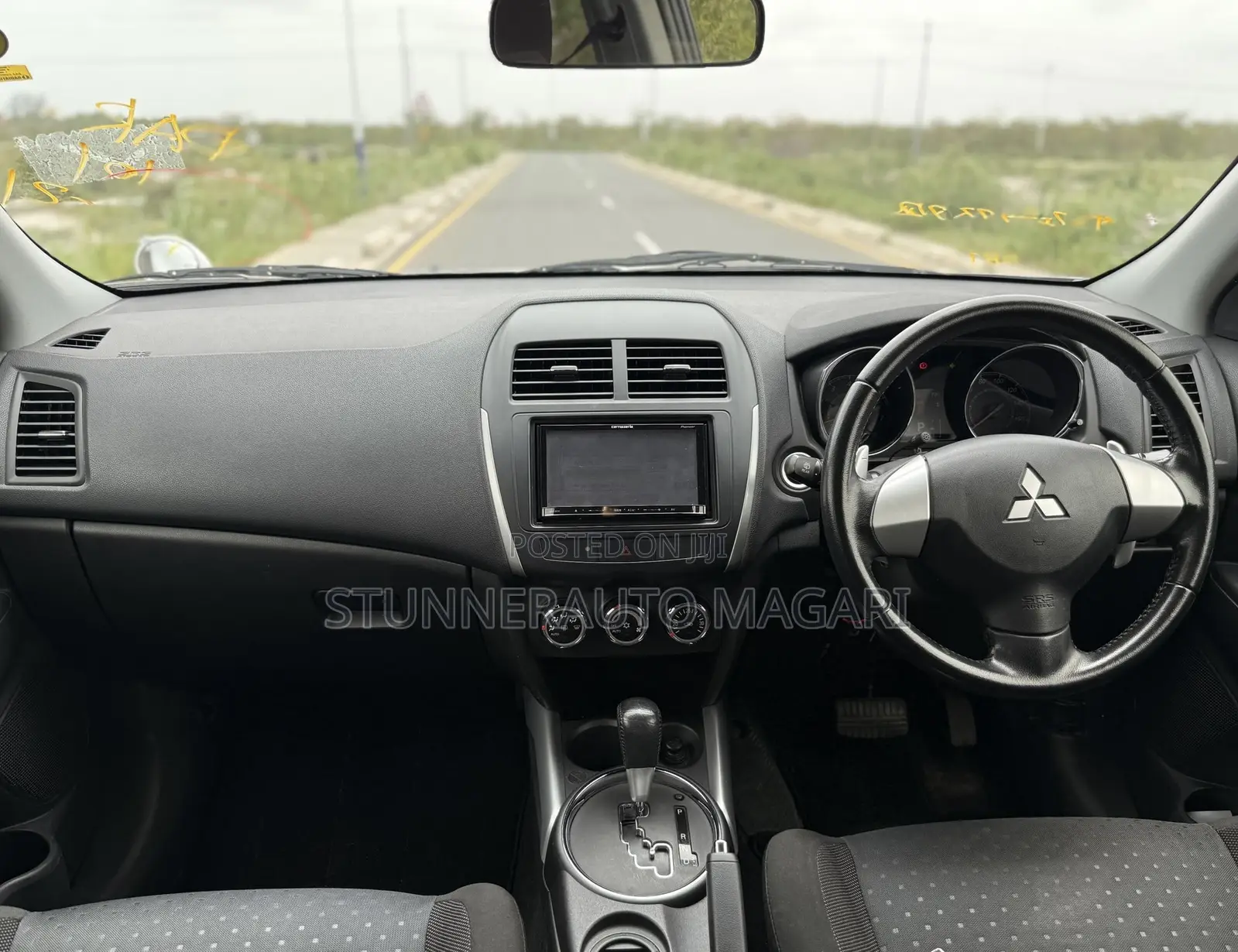 Mitsubishi RVR 2.0 2012 White