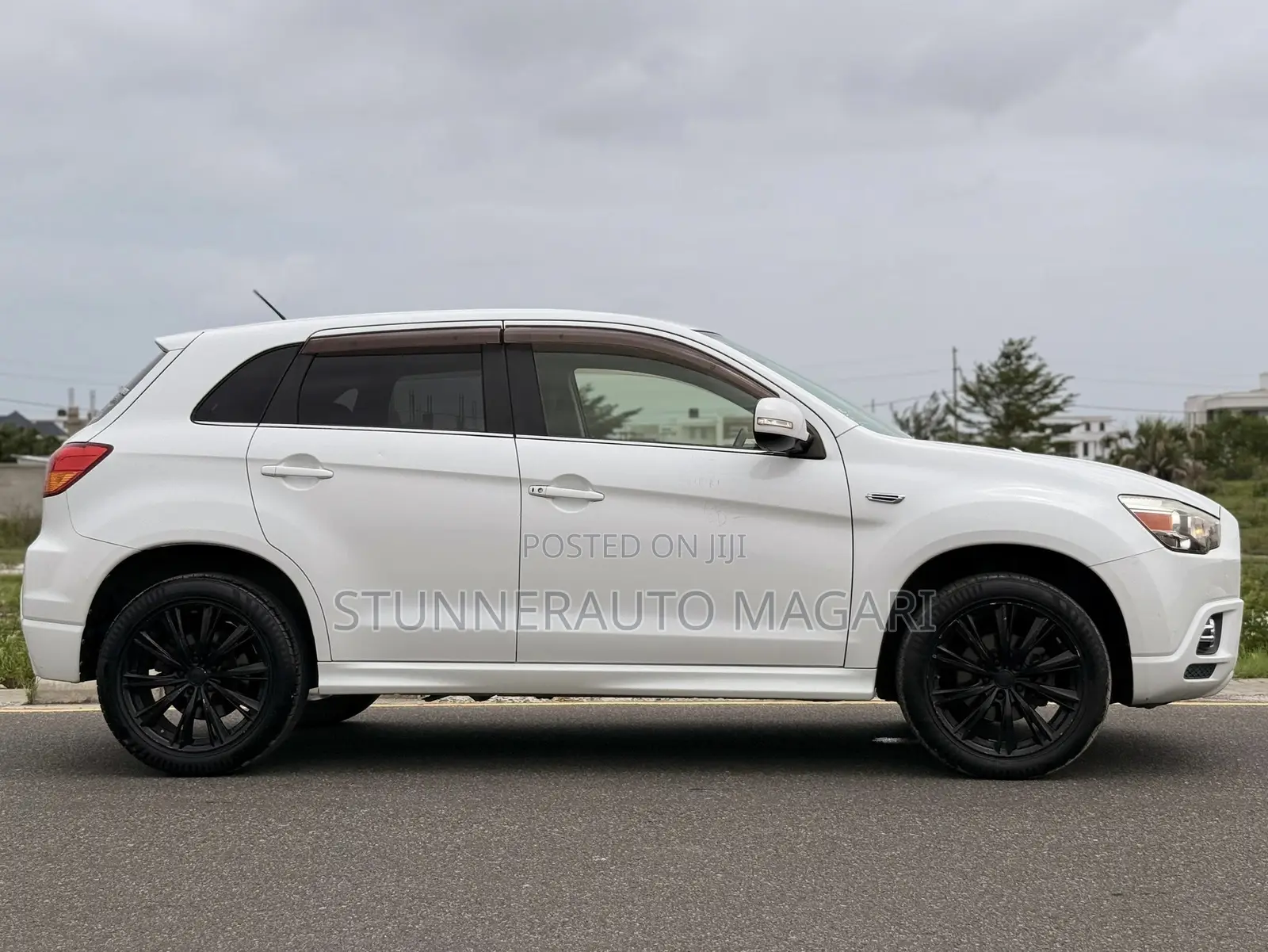 Mitsubishi RVR 2.0 2012 White