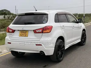 Mitsubishi RVR 2.0 2012 White