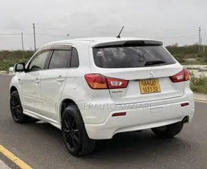 Mitsubishi RVR 2.0 2012 White