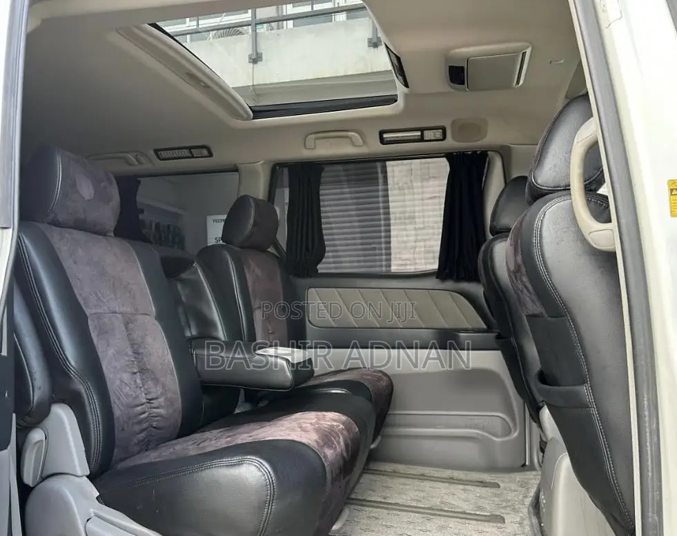 Toyota Alphard 2004 White