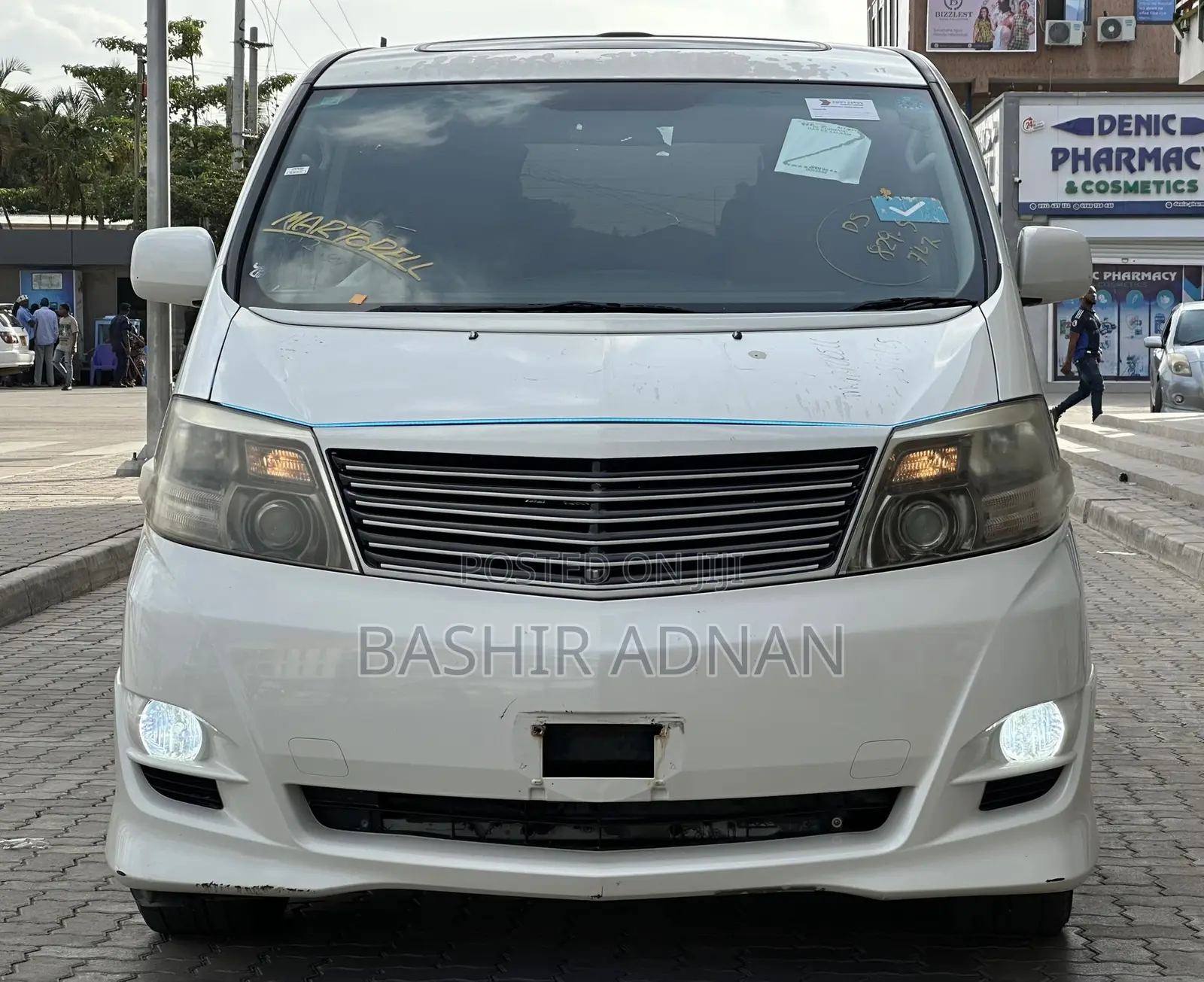 Toyota Alphard 2004 White