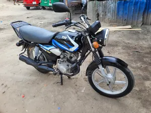 TVS HLX 125 2025 Black