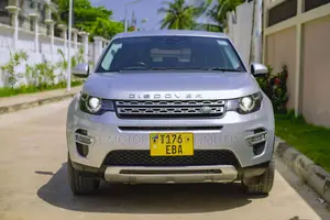Land Rover Discovery Sport 2019 Silver