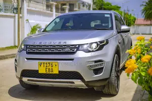 Land Rover Discovery Sport 2019 Silver