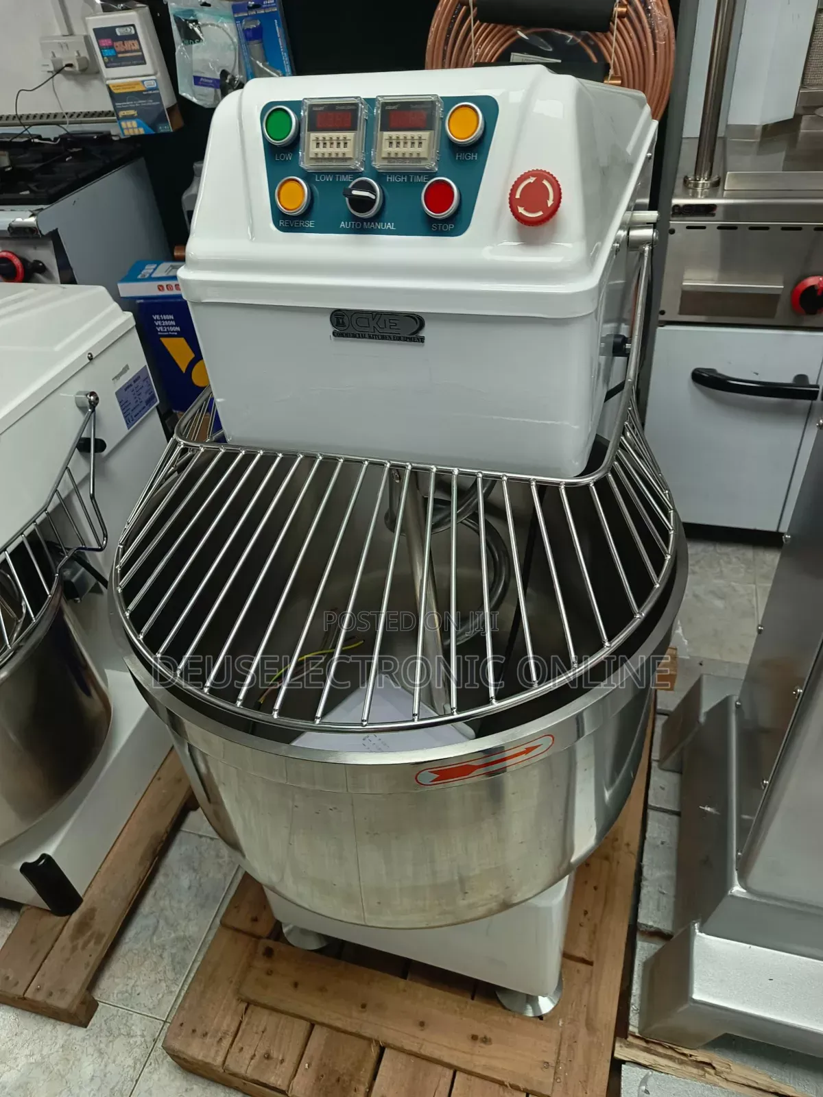 Mixer Ya Ngano(Mkate, Maandazi Na Halfeki) *25kg*