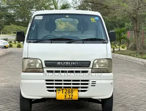 Suzuki Super Carry 2004 White