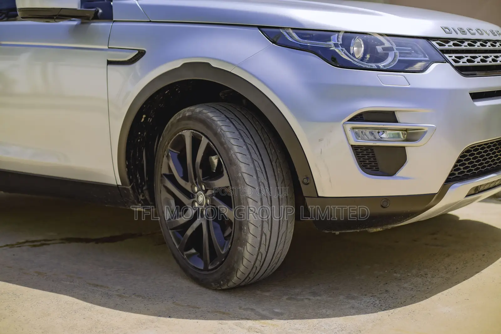 Land Rover Discovery Sport 2019 Silver