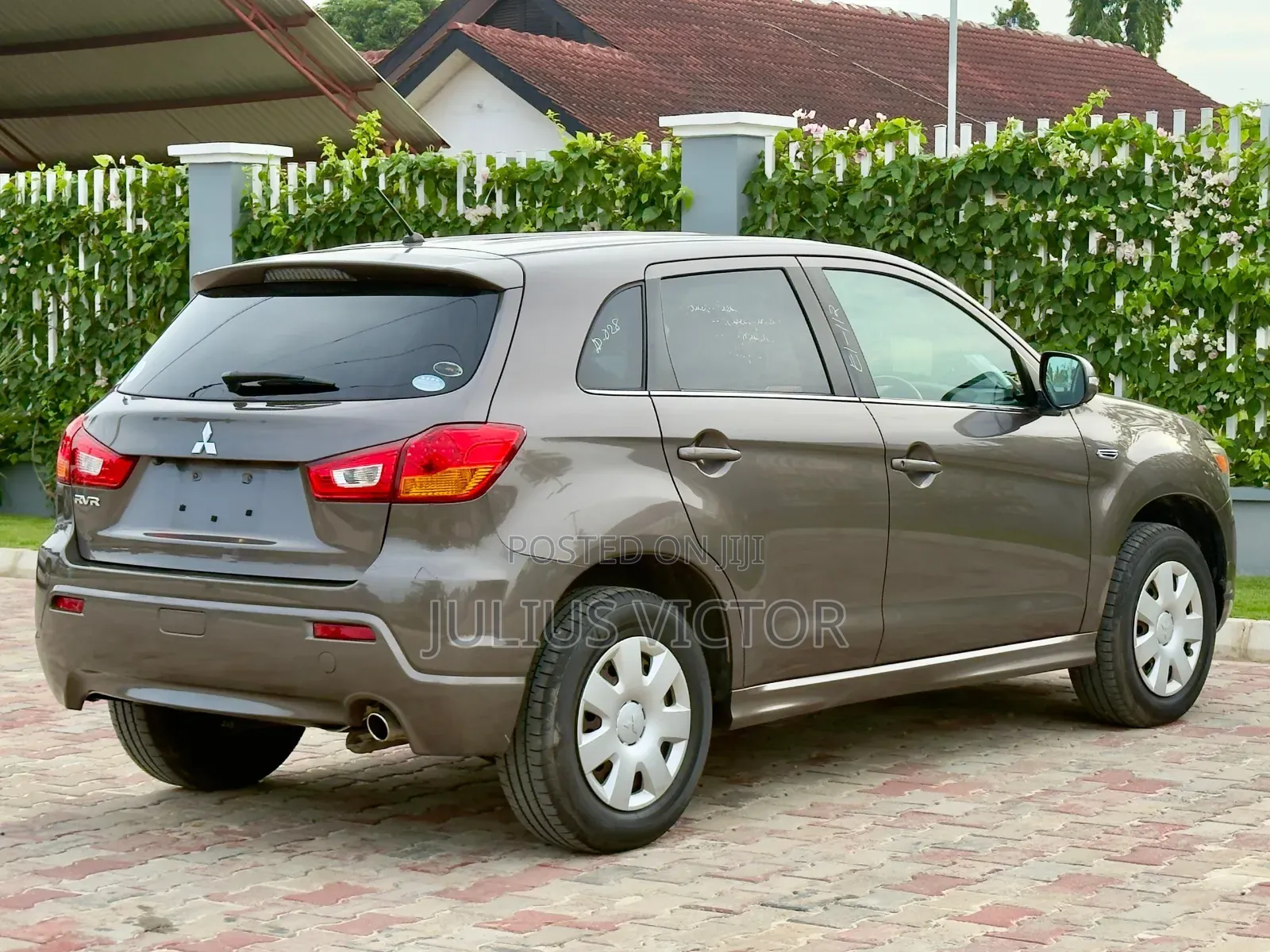 Mitsubishi RVR 2.0 2011 Ivory