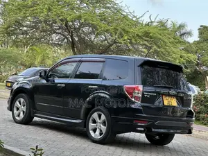 Subaru Forester 2.0D X 2011 Black