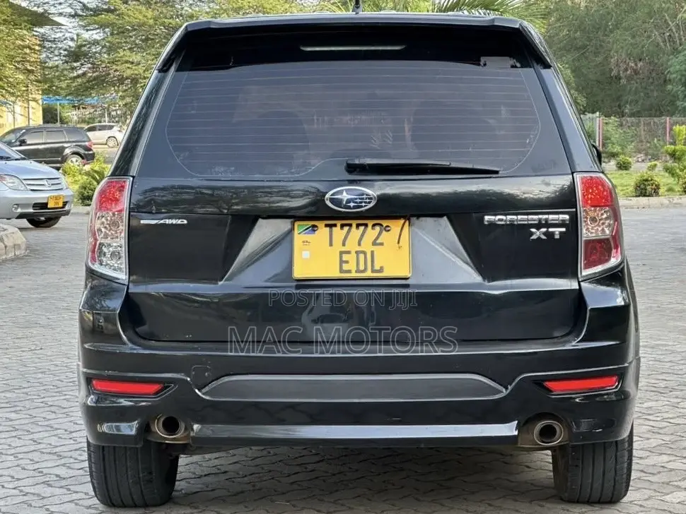 Subaru Forester 2.0D X 2011 Black