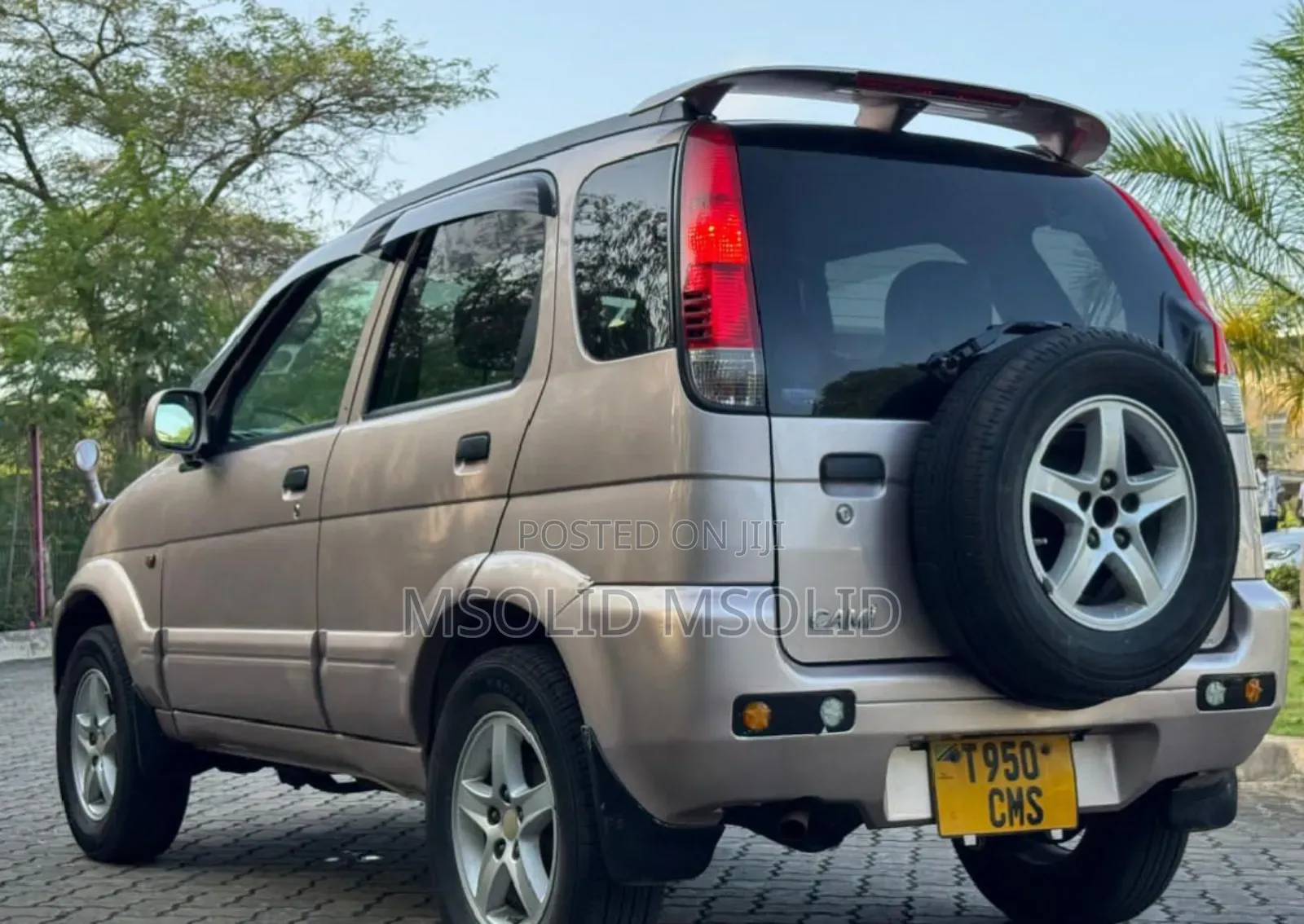 Toyota Cami 2005 Gold