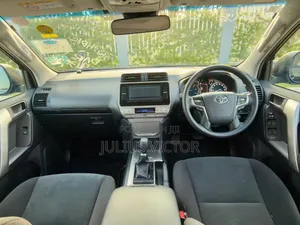Toyota Land Cruiser Prado 2019 Black