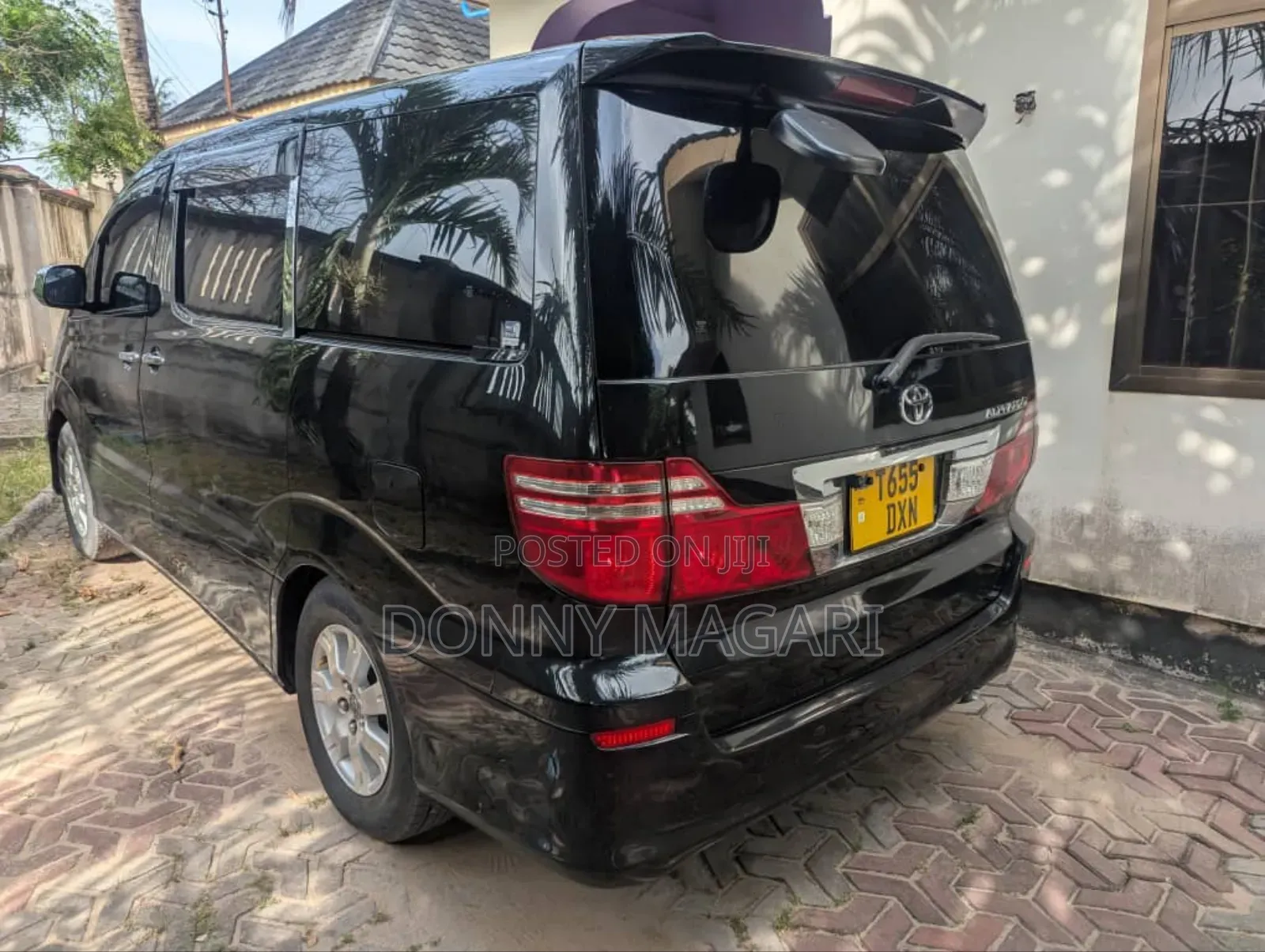 Toyota Alphard 2.4 Petrol AWD 2006 Black