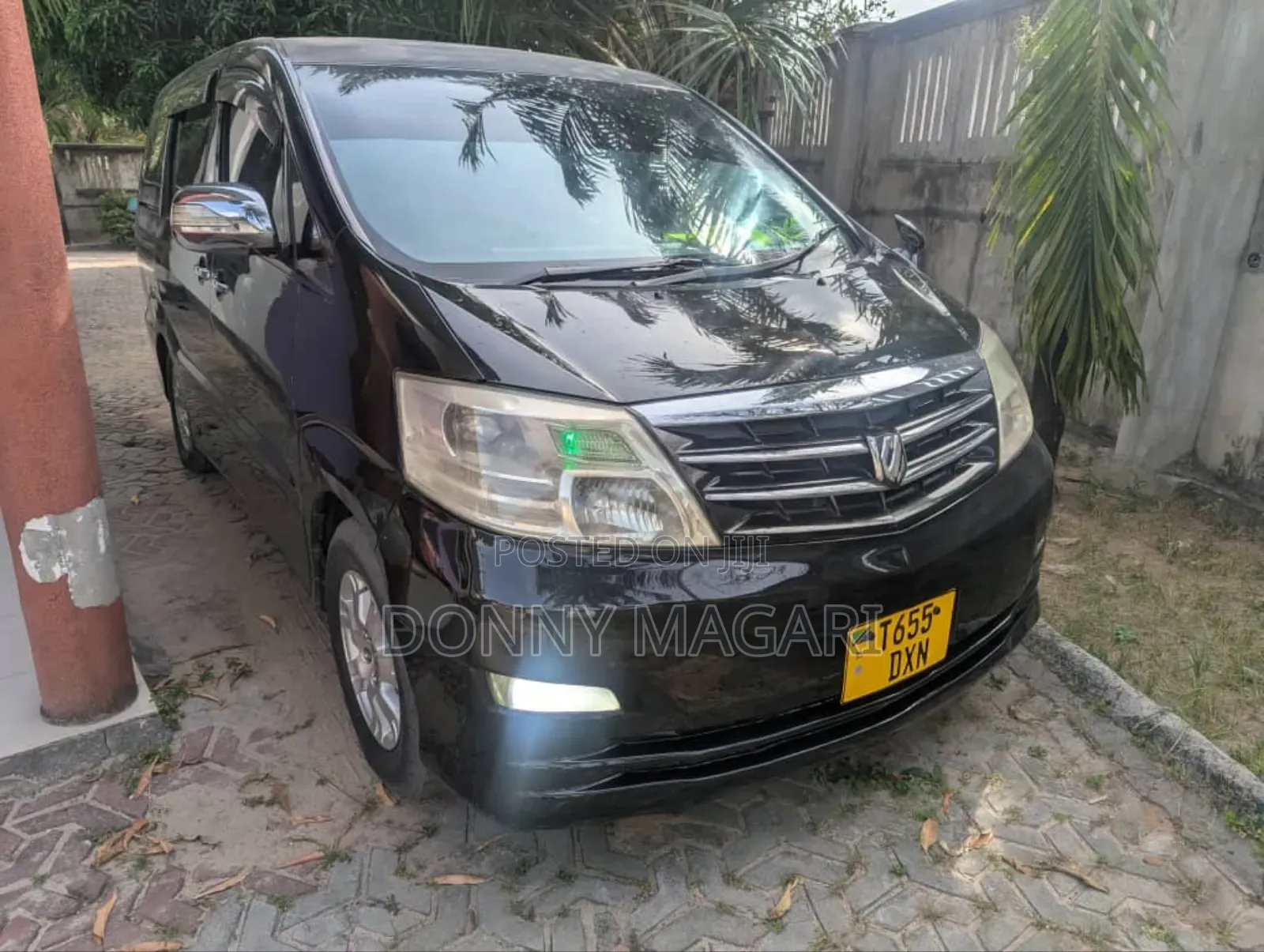 Toyota Alphard 2.4 Petrol AWD 2006 Black