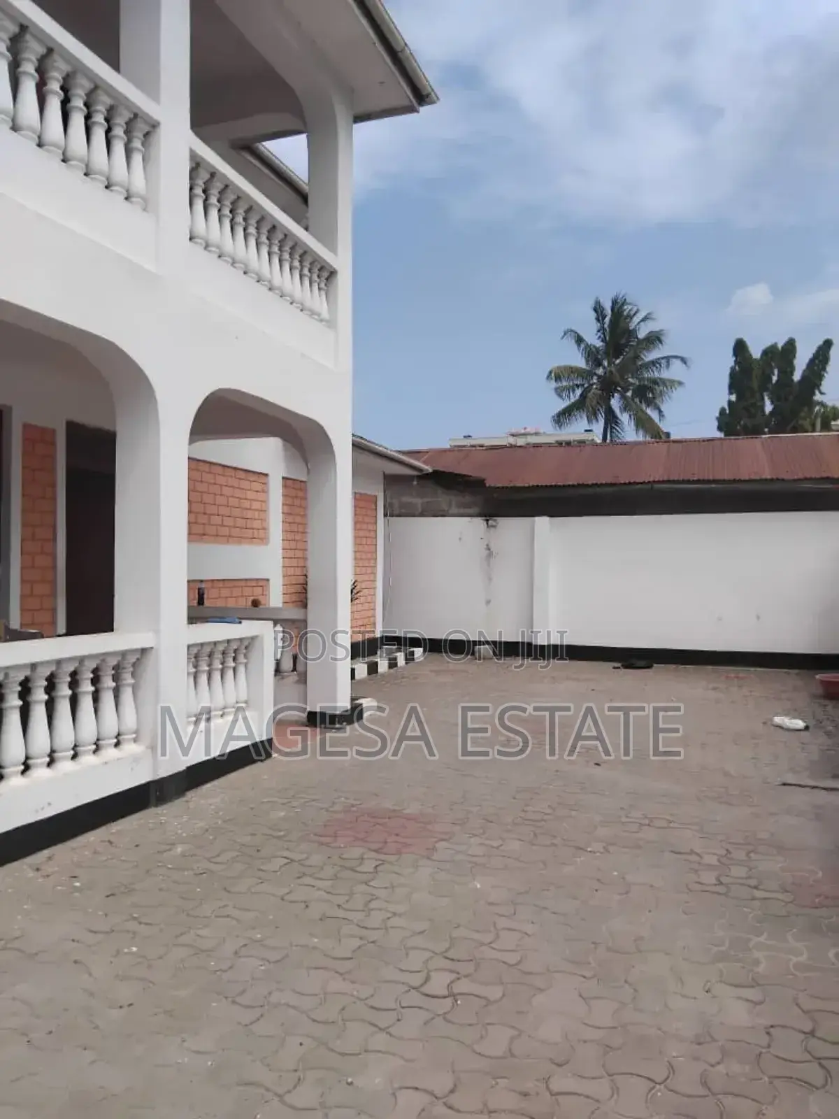 4bdrm Block of Flats in Magomen, Magomeni for sale