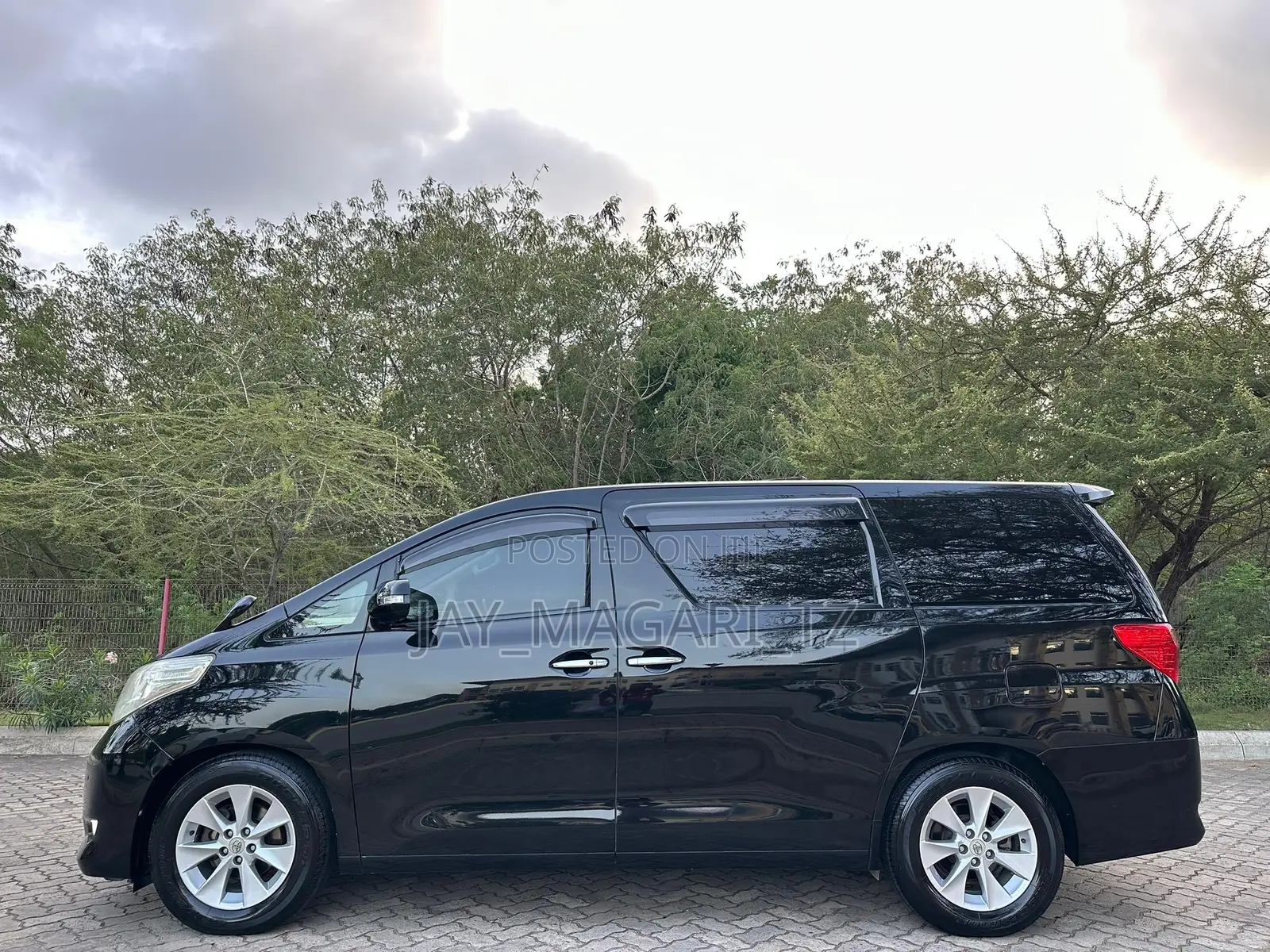 Toyota Alphard 2008 Black