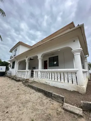 4bdrm Villa in House For Sale At for sale