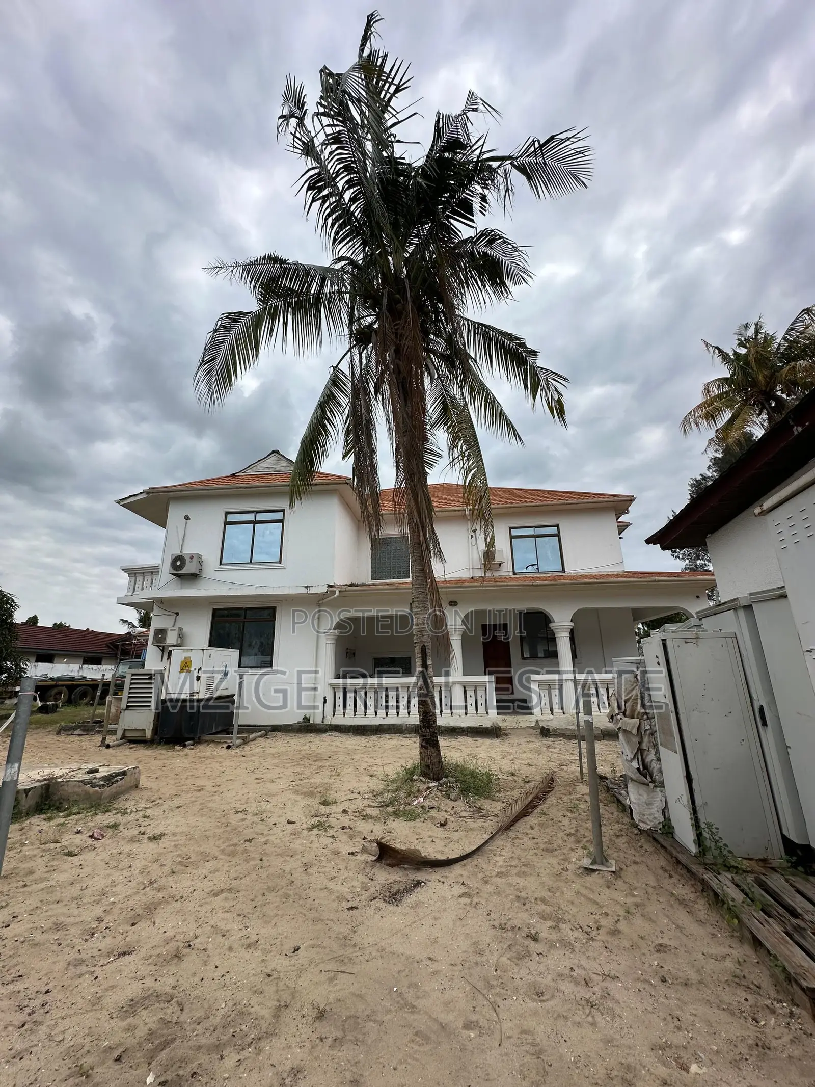 4bdrm Villa in House For Sale At for sale