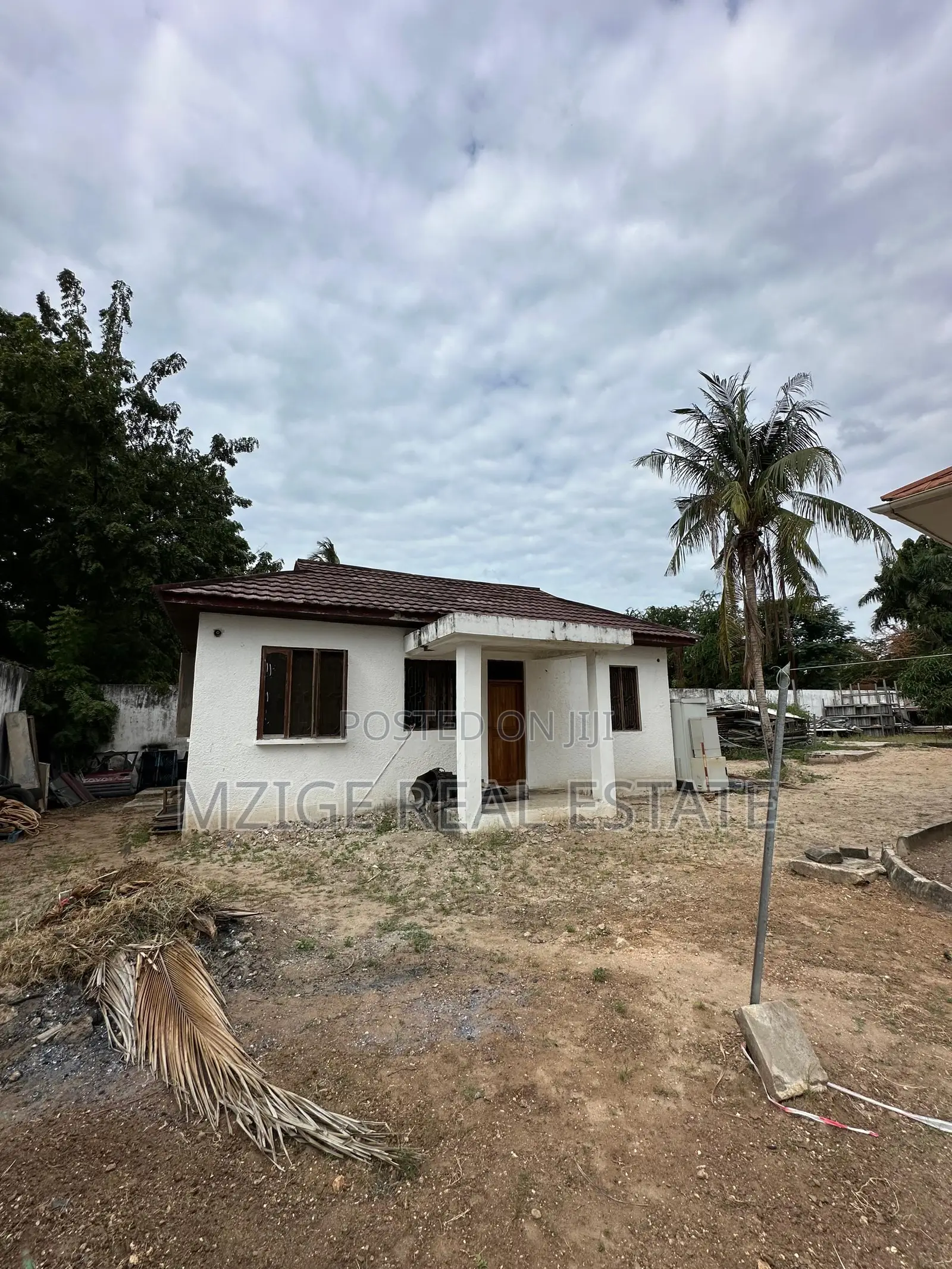 4bdrm Villa in House For Sale At for sale