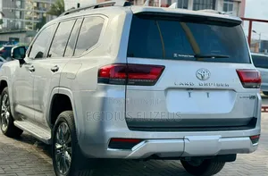 New Toyota Land Cruiser 2024 Silver