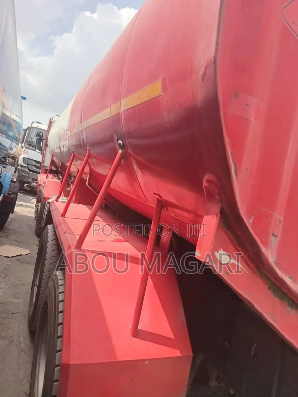 Scania 114 Tanker 2000 White