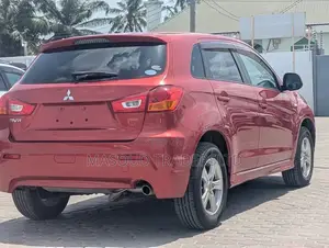 Mitsubishi RVR 2010 Red