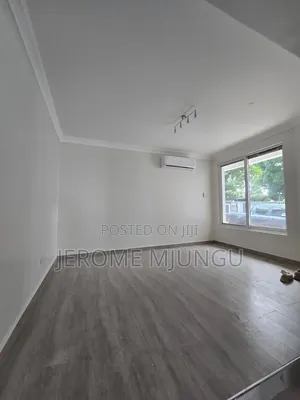 5bdrm House in Oyster Bay for rent