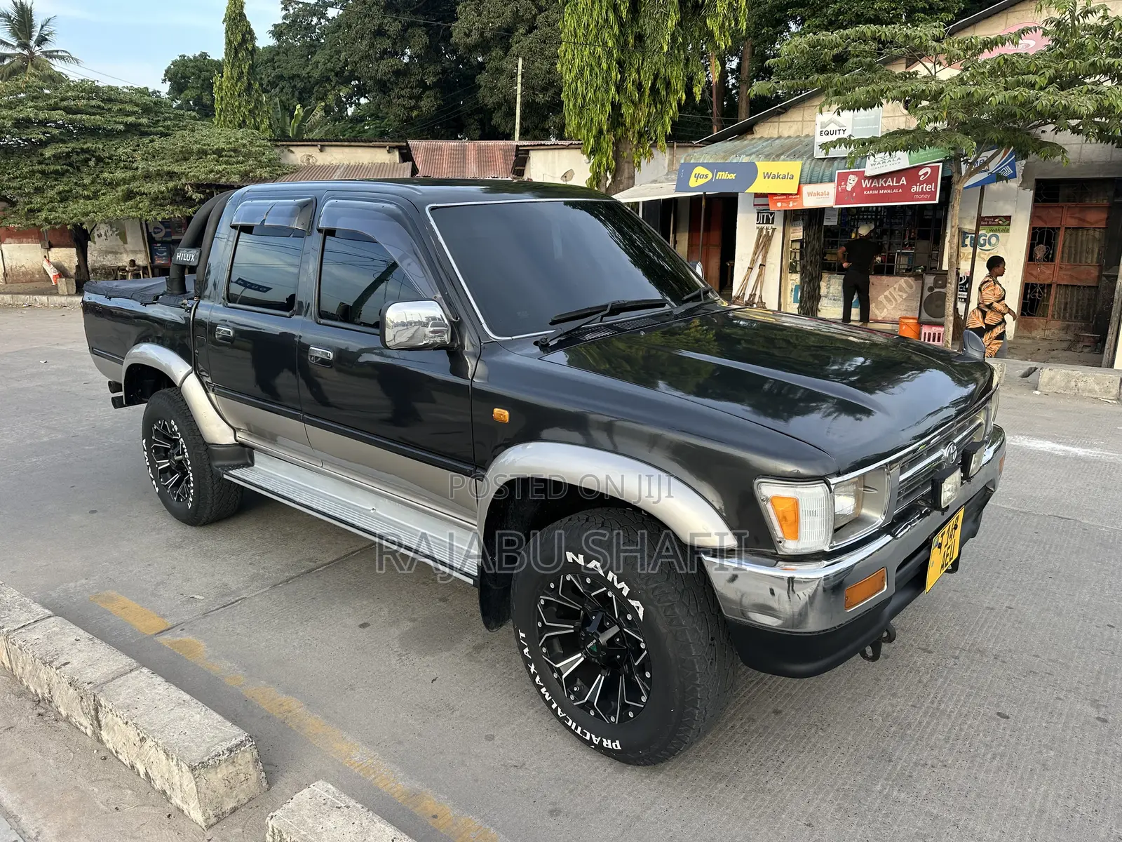 Toyota Hilux 1997 Gray