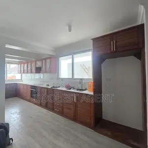 5bdrm Duplex in Coolest Estate, Oyster Bay for rent