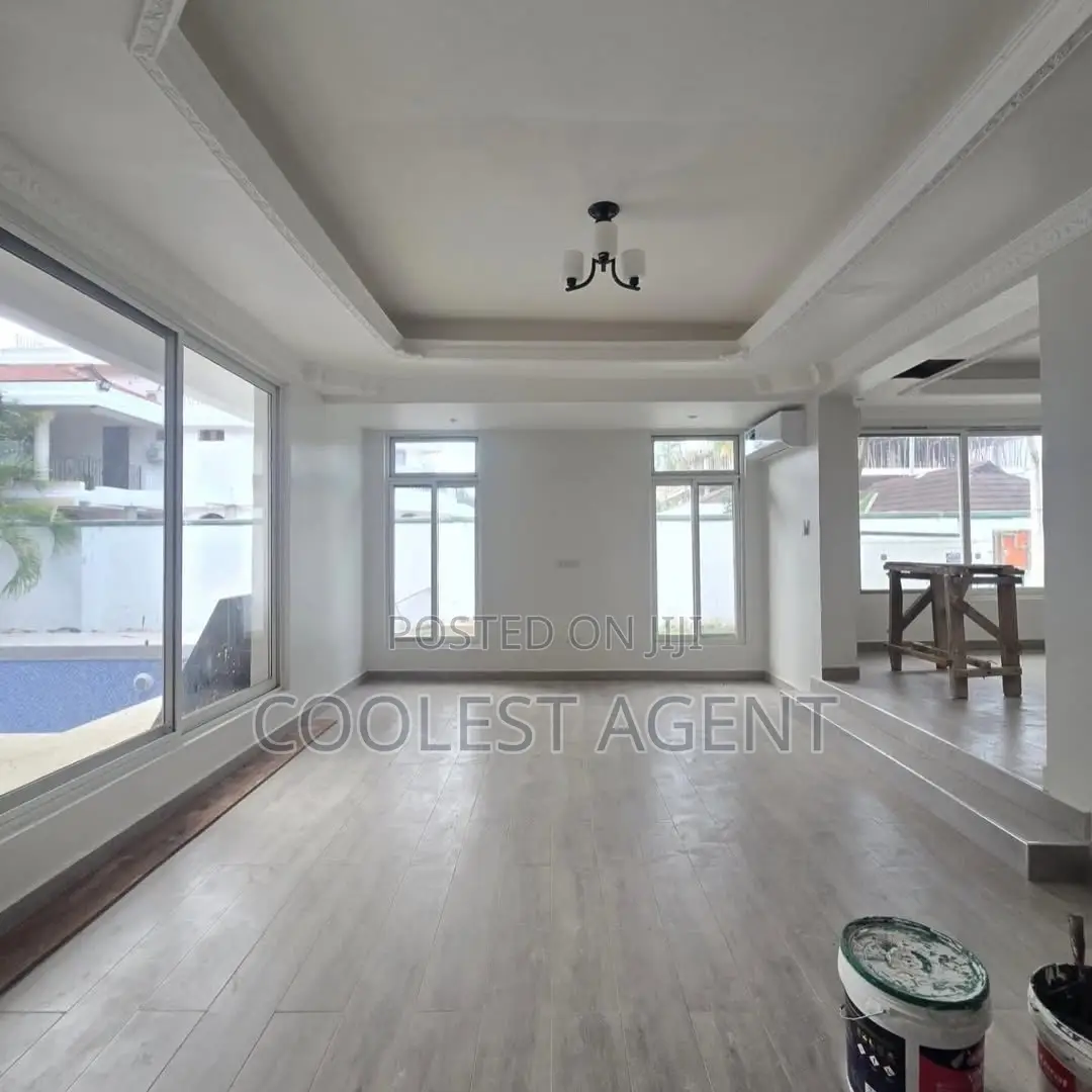 5bdrm Duplex in Coolest Estate, Oyster Bay for rent