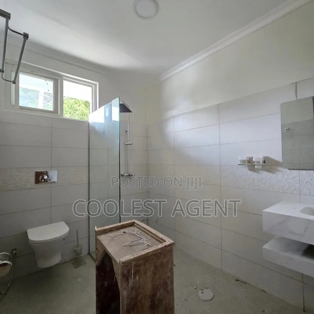 5bdrm Duplex in Coolest Estate, Oyster Bay for rent