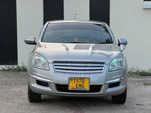 Nissan Dualis 2010 Silver