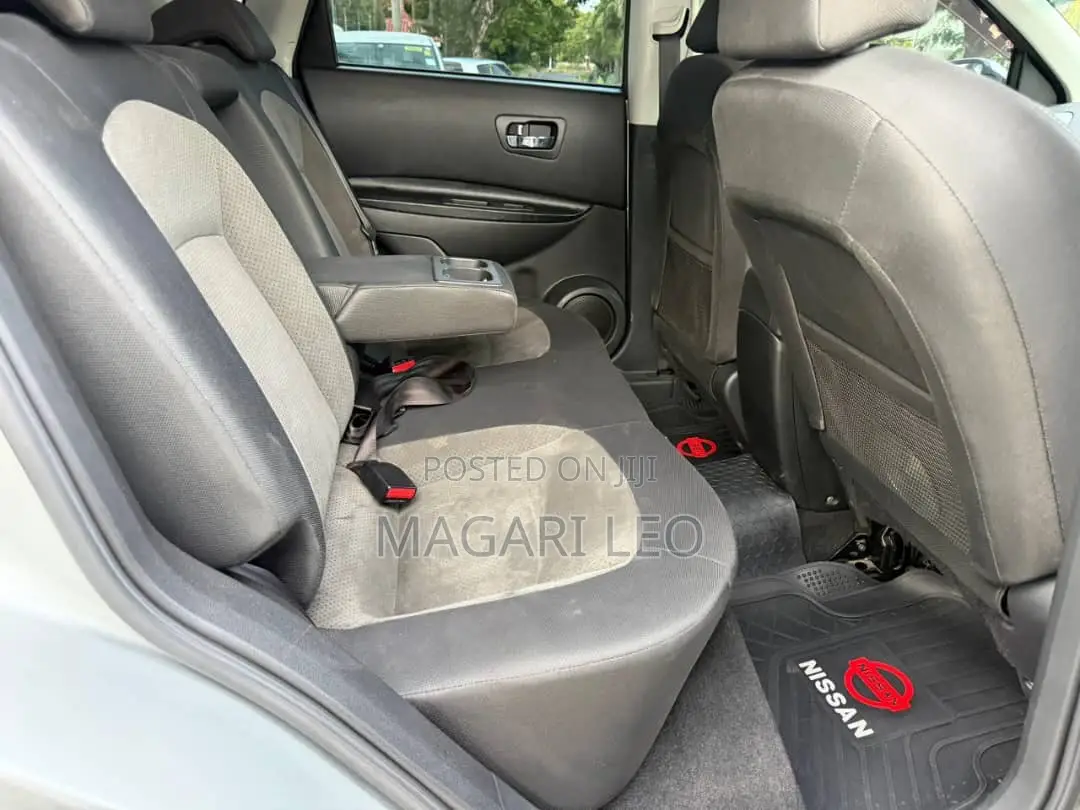 Nissan Dualis 2010 Silver