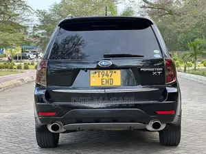 Subaru Forester 2004 Black