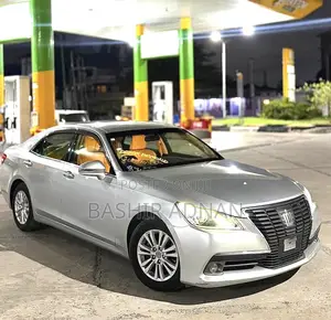 Toyota Crown 2014 Silver