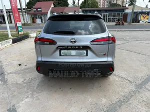 Toyota Corolla Cross 2024 Silver