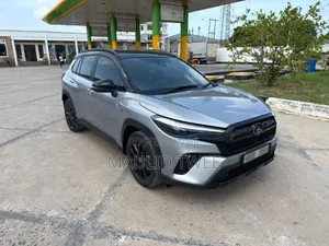 Toyota Corolla Cross 2024 Silver