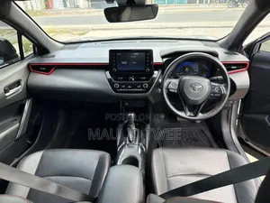 Toyota Corolla Cross 2024 Silver