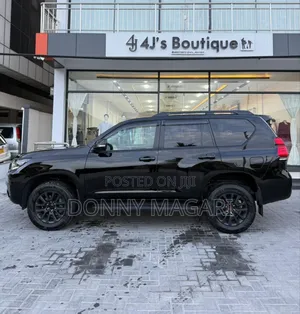 Toyota Land Cruiser Prado 2.4 Petrol 2024 Black