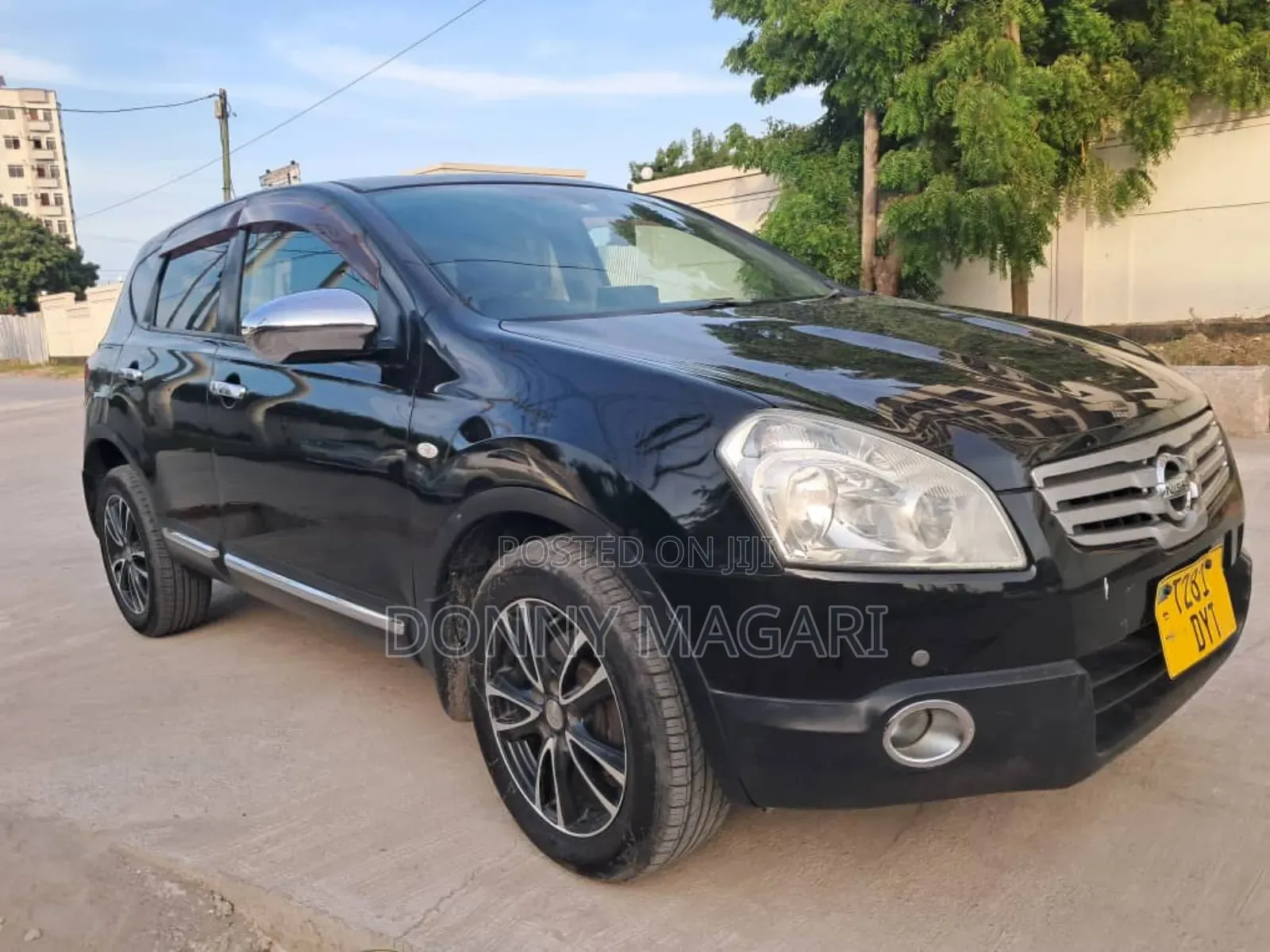 Nissan Dualis 2011 Black