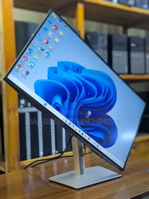Dell Ultra Sharp 27 Usb -C Hub Monitor - U2722de