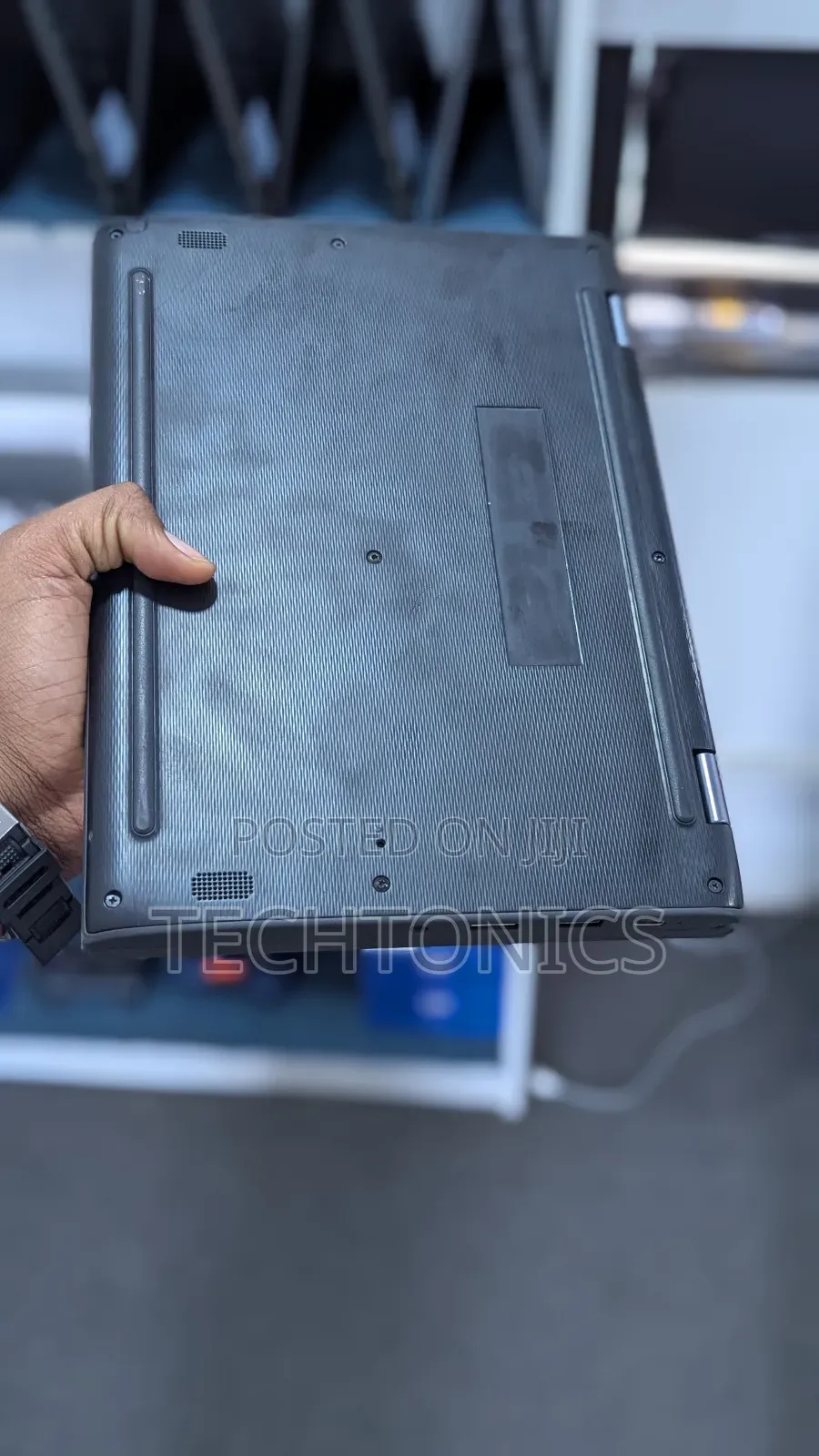 Laptop Lenovo 300e 4GB Intel SSD 160GB