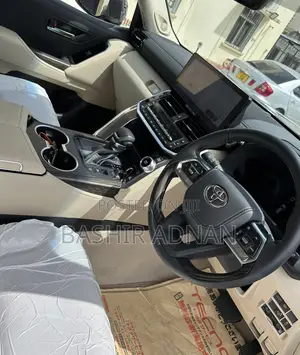 New Toyota Land Cruiser LC300 2025 Gray