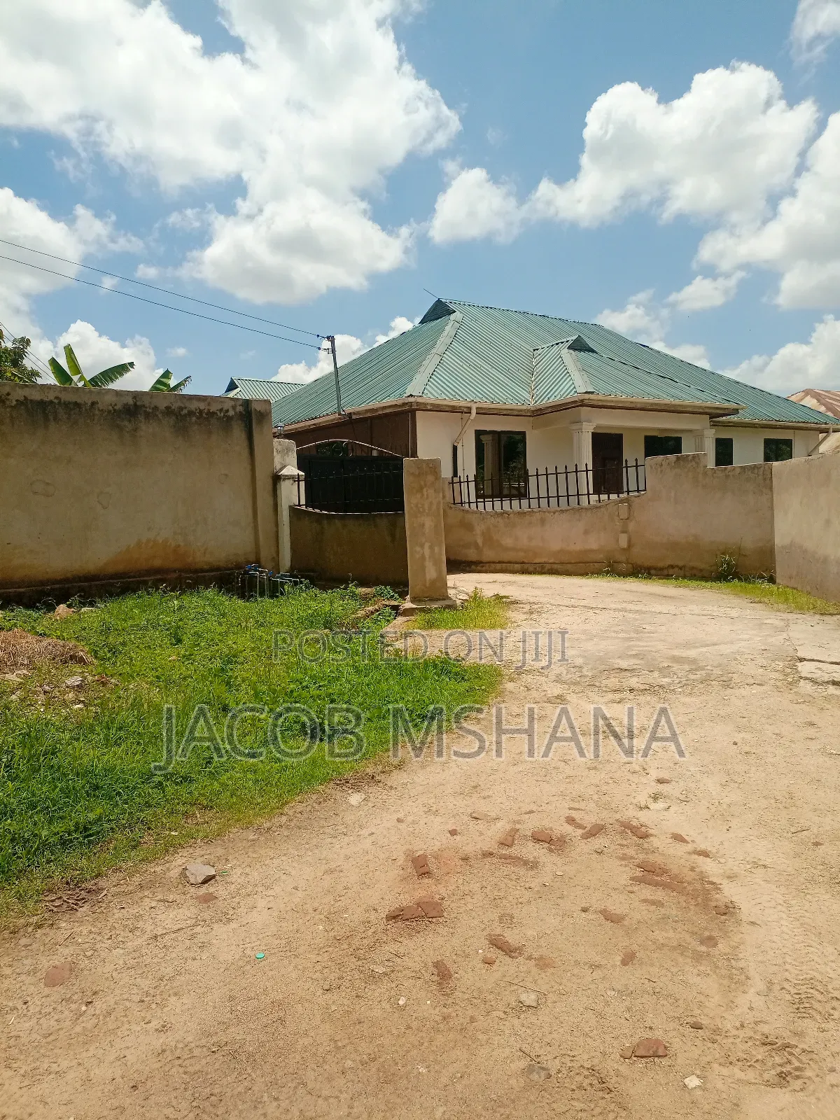 6bdrm Bungalow in Iringa Municipal for sale